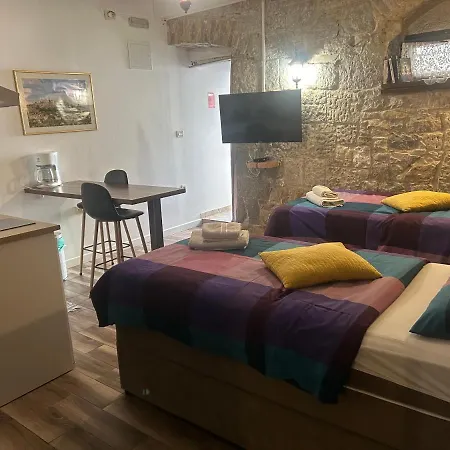 Elena Apartment *