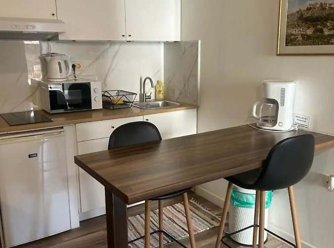 Elena Apartmán